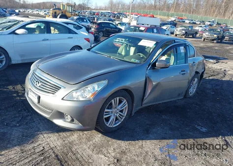 2013 Infiniti G37X z USA, uszkodzony, nr VIN JN1CV6AR7DM754366